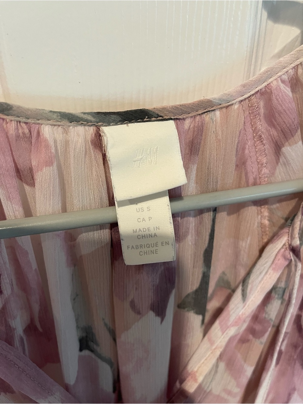 H&M Pink Floral Pleated Midi Dress - Picture 2 of 10